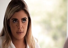 Vivianne DeSilva – Oiled & Wet Mommy – MissaX