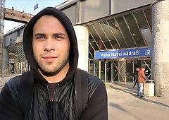 Amateur guy blows a load on this other amateur guy