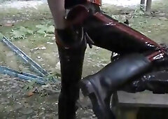 Self-handballing rubberslut