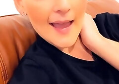 amateur his tall blonde fetish masturbating on live webcam