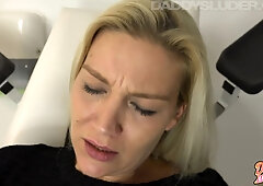 Doktorspiele! 1. Orgasmus Mit Spekulum In Der Fotze