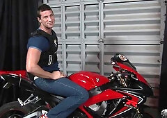 High Performance Men: Randy Rusty on the Motorbike