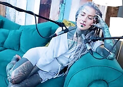 Anuskatzz tattoo model ASMR Q - Quitting podcast talking