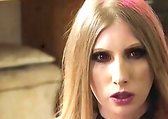 Horny Guy enjoys the way TBabe Janelle Fennec sucks his boner