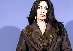 Slim tranny with small tits wanks her hard wood solo