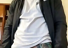 Juan Lucho jerking off 01