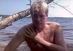 dom rod enjoys a naked lake day