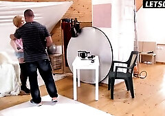 Sloppy Deepthroat at the Photoshoot... Tattooed Golden-haired Gags on His Schlong