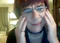 Crossdresser, handjob