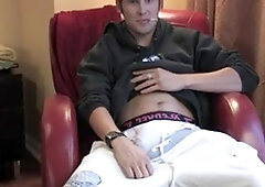 Active Duty: Bentley's Double-Dicked Delight