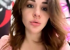 Hot brunette from squirt masturbating on webcam