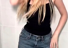 Lil Tay Hot And Spicy Shower Strip Dance Onlyfans Video