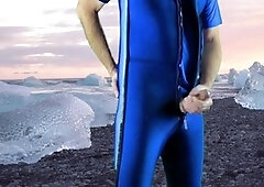 There patrick Doherty Keeps Warm Outdoors