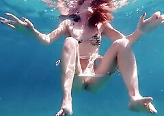 swim, sun and an unexpected climax in the midst of the sea