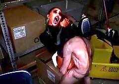 Hot 3D redhead licking a pussy while getting fucked