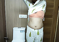 Trying My Stepmother's Delicious Pussy in the Bathroom. Full Video