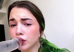 Bailey Eilish Fucks Herself Deep With Glass Dildo Onlyfans