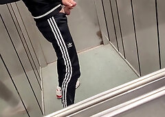 Risky Jerk Off In A Public Elevator