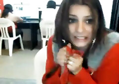 Indian Chick Gets Naked In Internet Cafe