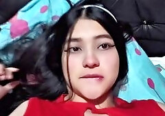 The Porn Actress Makes a Video Call with a Fan From Colombia