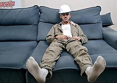 Co-employee stroking off and shoots enormous stream after Work