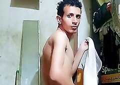 ‎ورع يمني بيتناك واقف من ورا بقوة  Sex Oussi Fem