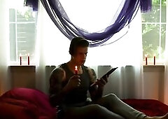 Zuzu Flowers arrives for her GroobyGirls hardcore debut and John Kilo is the consummate partner -they hit it off just now. Zuzu has a unparalleled sul