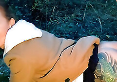 Kessie Shy FUCKED behind billboard in Berlin! Dates66