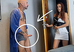 Delivery Woman Meets Aroused Man: Oral, Fingering