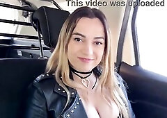 Marta, charming blond, enjoys like a queen with 2 knobs