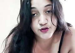 Angel abandoned by her boyfriend has sex with a stranger after that guy helps her without shame