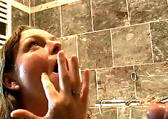 Oral sex an pissing at the bad