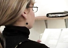 mother I'd like to fuck farting in jeans