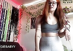 wank to perspired sneakers, toenails, leggings, striptease - veggiebabyy