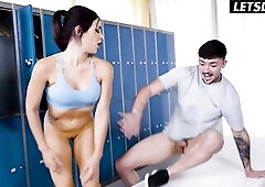 Sloppy Deepthroat in the Locker Room... This babe Takes Each Inch