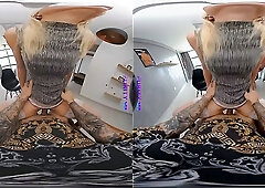 Special anal with blonde MILF Larissa Leite (VR)