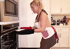 Making A Creampie For The Holidays