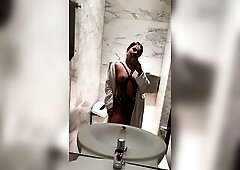 Boobs on vacation toilet pool