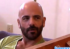 Bearded top rims stud before analfuck