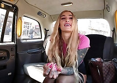 Horny blonde wants to fuck with the driver