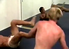 Battling Trunks 05 (Bout four) - Scott Davis VS. Erik Knight