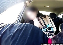 They have very hawt sex inside the car and this guy cums in this marvelous hotty's throat