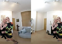 Back from the club - Lesbian Amateur 3D Porn - SexLikeReal