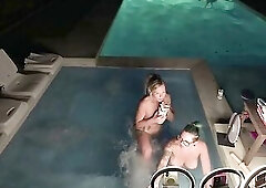 Hardcore Sexy Tub Trio With Deliah Grace And Nikki Zee