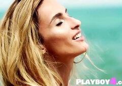 Small knockers mom posed naked outdoor