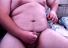 Chubby Guy Masturbating