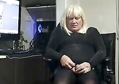 DAISY MASTURBATING IN TIGHT BLACK DRESS