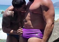 Folks Boinking on Mexican Beaches