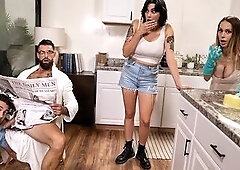 Why not Bi - Dante Colle meets his GFs Step Parents that guy's stuck with hard choice Abode mother I'd like to fuck OR DILF