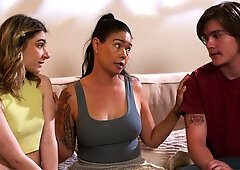 Dana Vespoli and Demi Hawks pleasuring lucky dude in the living room